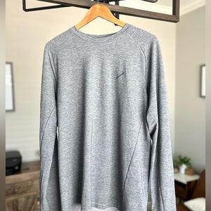 Hill City Graphic Athletic Training Crew Top Grey Long Sleeve Men’s L